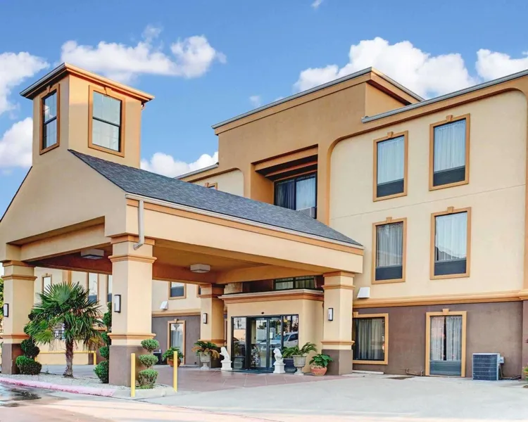Comfort Inn Corsicana East hotel detail image 6