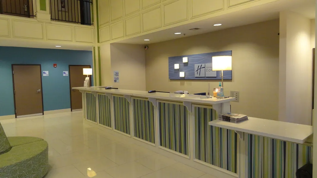 Holiday Inn Express Kansas City-Bonner Springs by IHG hotel detail image 6