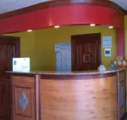 Economy Inn & Suites hotel detail image 4