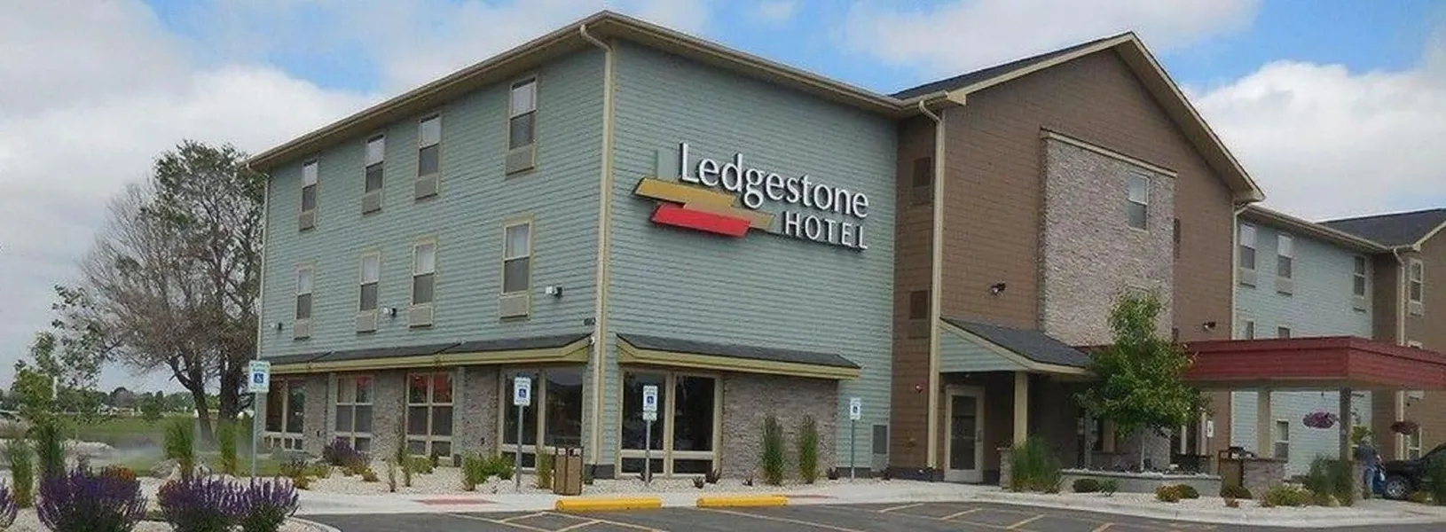 Ledgestone Suites Hotel Billings hotel detail image 2