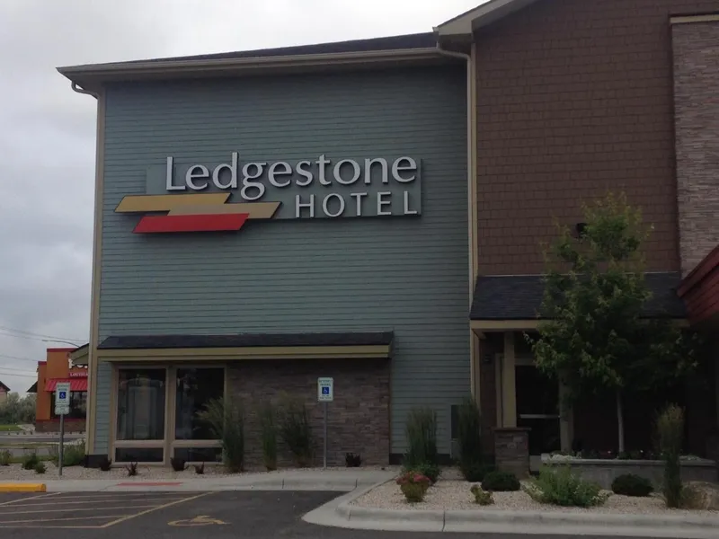 Ledgestone Suites Hotel Billings hotel detail image 6