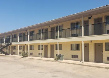 Gold Key Inn hotel thumbnail 7