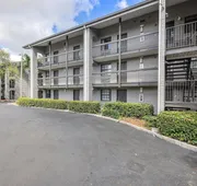 La Quinta Inn by Wyndham Miami Airport North hotel detail image 4