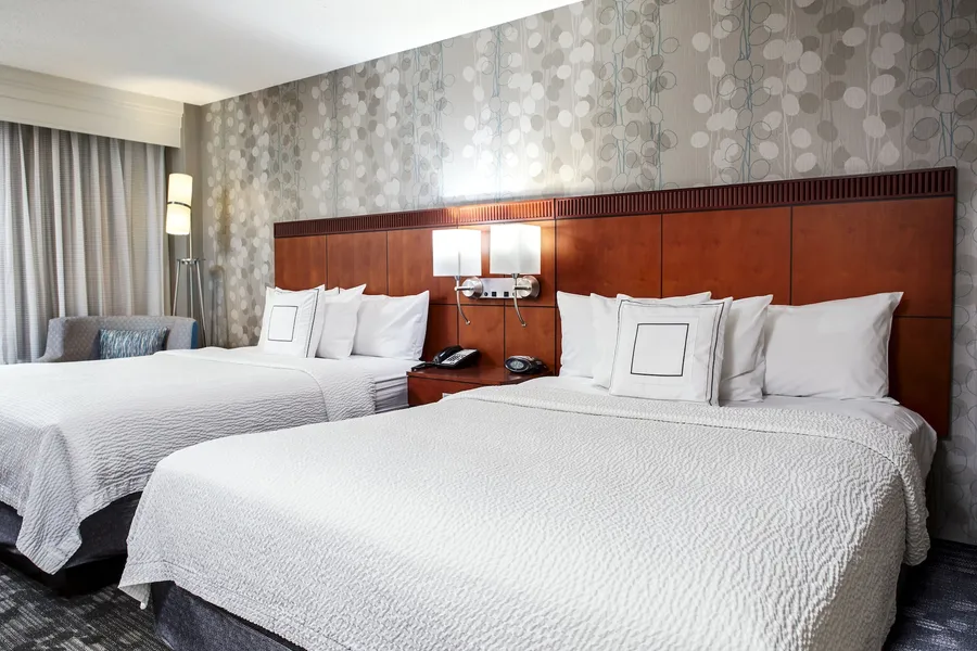 Courtyard by Marriott Hamilton hotel detail image 6