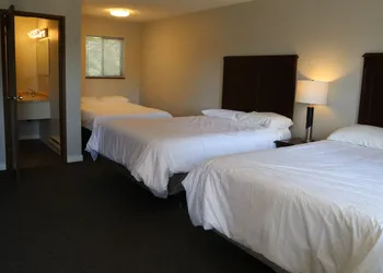 Skylite Motel hotel thumbnail 5