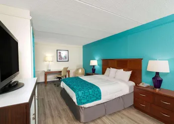 Howard Johnson by Wyndham Atlanta College Park hotel thumbnail 4