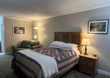 Arthur's Country Inn hotel thumbnail 5