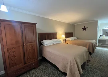 Arthur's Country Inn hotel thumbnail 8