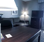 Hampton Inn & Suites by Hilton Edmonton Intl Airport hotel detail image 7