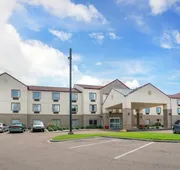 Red Roof Inn PLUS+ & Suites Vicksburg hotel detail image 7