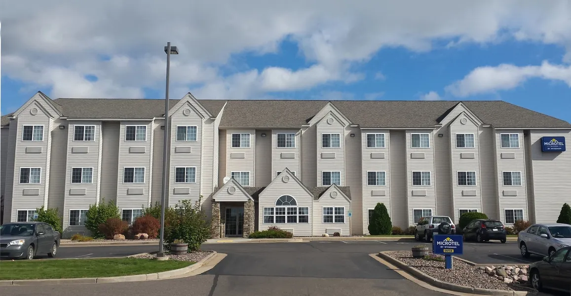 Microtel Inn & Suites by Wyndham Rice Lake hotel detail image 2