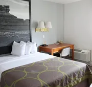 Super 8 by Wyndham Price hotel detail image 4