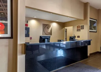 Comfort Inn Dfw Airport North hotel thumbnail 3