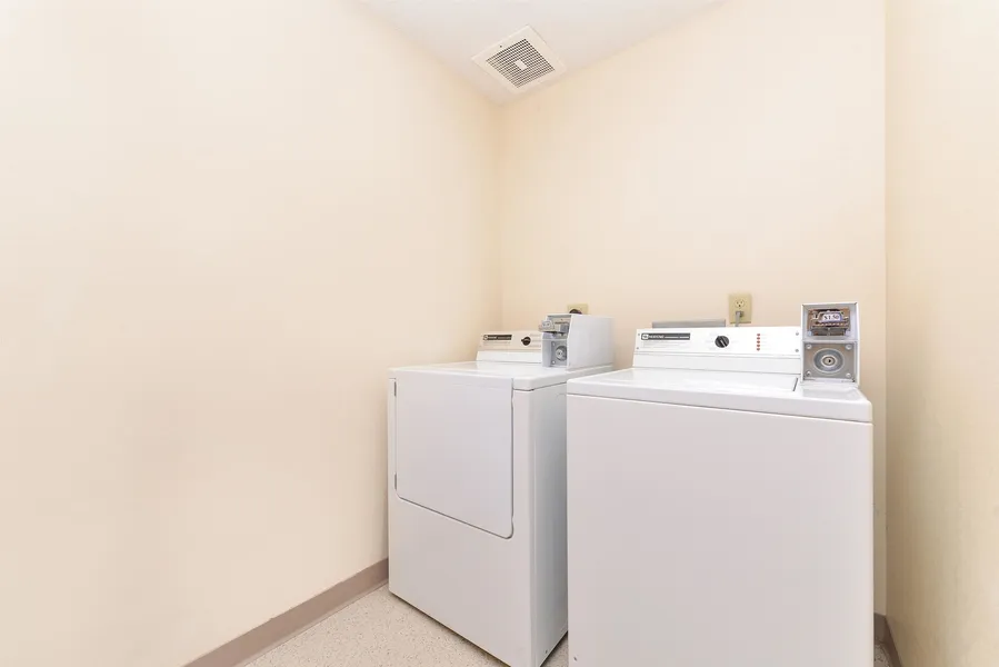 Americas Best Value Inn & Suites Spring Valley hotel detail image 6