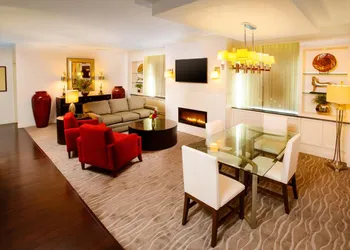 DoubleTree by Hilton Rochester - Mayo Clinic Area hotel thumbnail 5