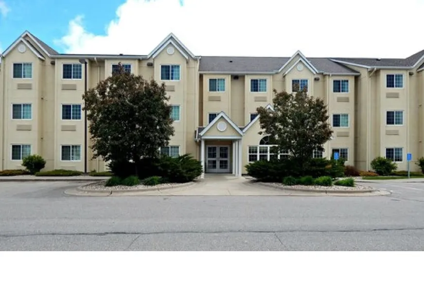 Microtel Inn & Suites by Wyndham Mankato hotel detail image 2