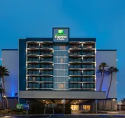 Holiday Inn Express & Suites Santa Ana - Orange County by IHG hotel detail image 3