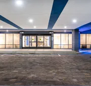 Holiday Inn Express & Suites Santa Ana - Orange County by IHG hotel detail image 5