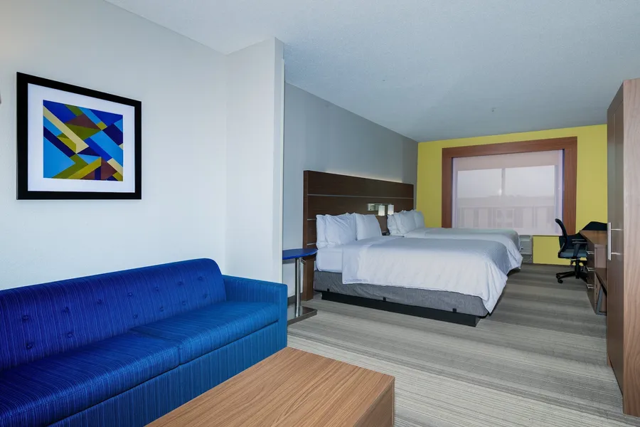 Holiday Inn Express Hotel & Suites Woodbridge by IHG hotel detail image 6