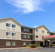 Quality Inn & Suites Ferdinand hotel detail image 4