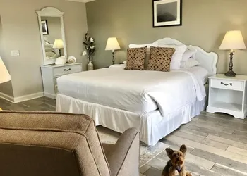 Kenny's Tipperary Inn hotel thumbnail 6