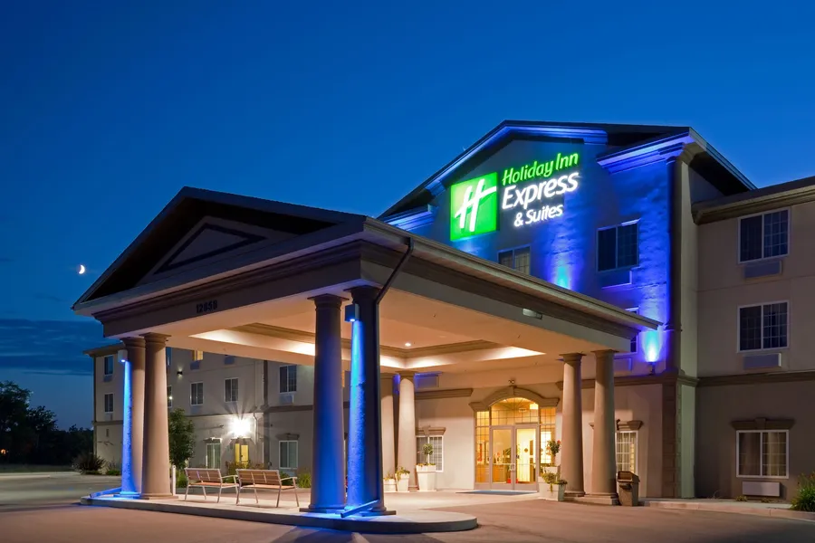 Holiday Inn Express & Suites Eau Claire North by IHG hotel detail image 2