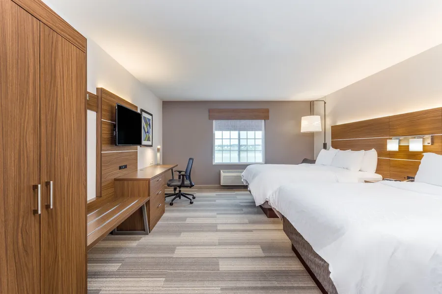 Holiday Inn Express & Suites Eau Claire North by IHG hotel detail image 6