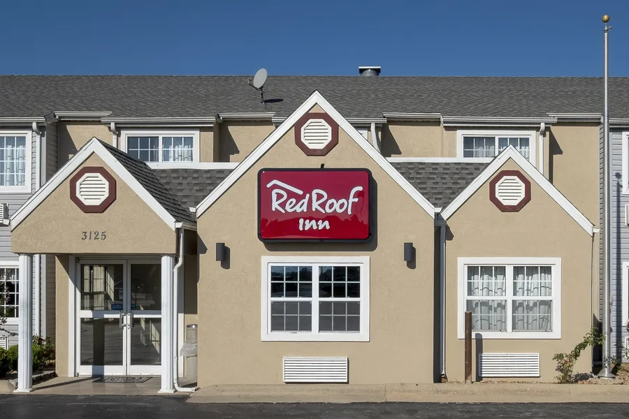 Red Roof Inn Springfield, MO hotel detail image 2