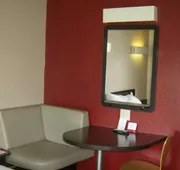 Econo Lodge Inn & Suites hotel detail image 7