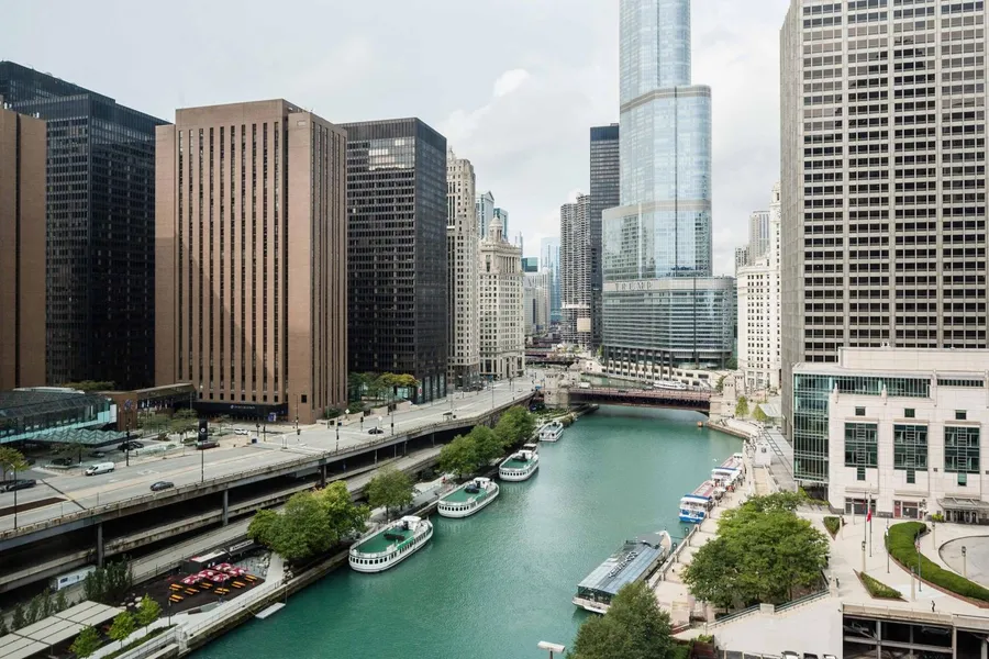Sheraton Grand Chicago Riverwalk hotel detail image 6