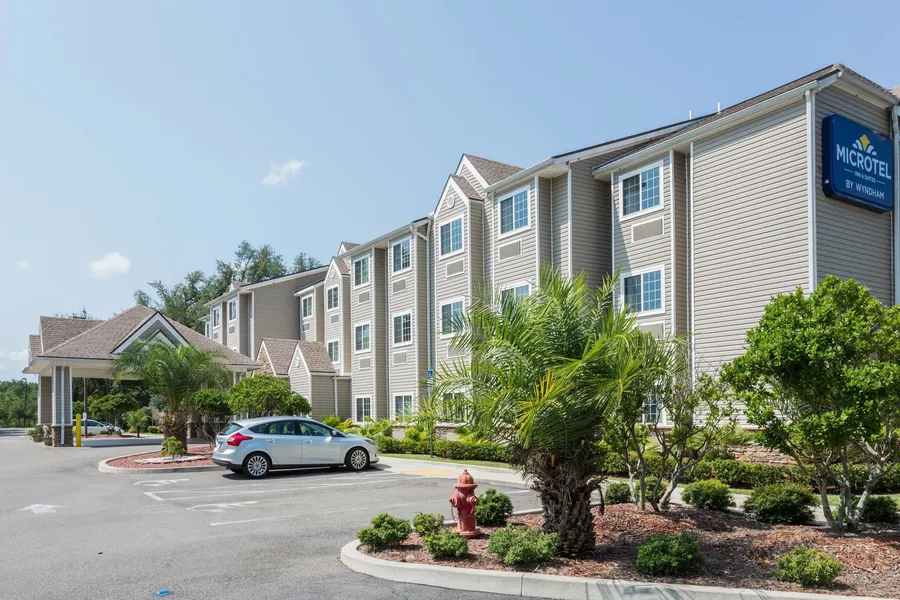 Microtel Inn & Suites by Wyndham Jacksonville Airport hotel detail image 2