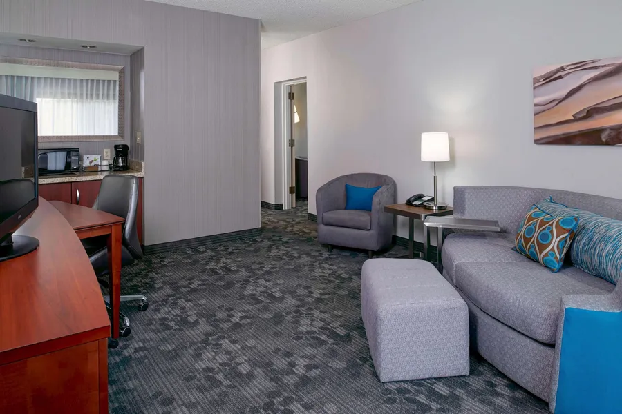 Sonesta Select Kansas City Airport Tiffany Springs hotel detail image 6