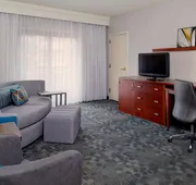 Sonesta Select Kansas City Airport Tiffany Springs hotel detail image 7