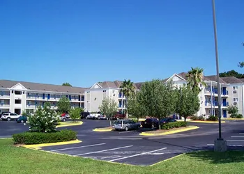 Siegel Select Orange Park hotel thumbnail 5