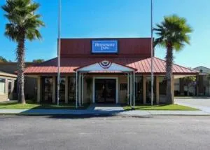 Travelodge by Wyndham Hardeeville hotel thumbnail 3