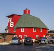 The Round Barn Lodge hotel detail image 3