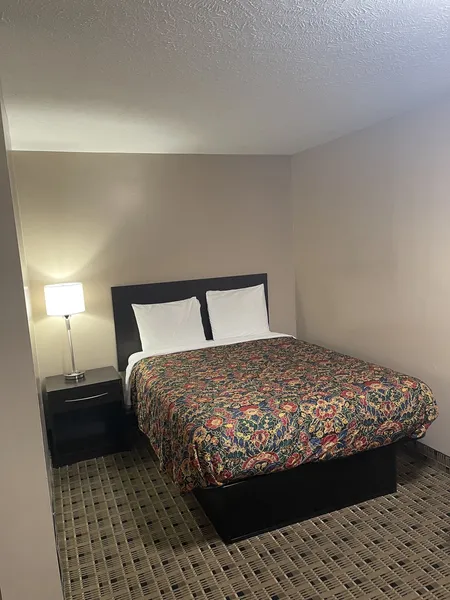 Economy Inn And Suites Ashtabula hotel detail image 6