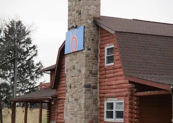 Motel 6 Shartlesville, PA hotel thumbnail 6