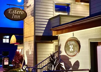 The Estero Inn hotel thumbnail 2