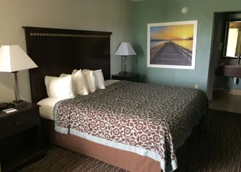 Days Inn Fort Lauderdale Airport North Cruise Port hotel thumbnail 5