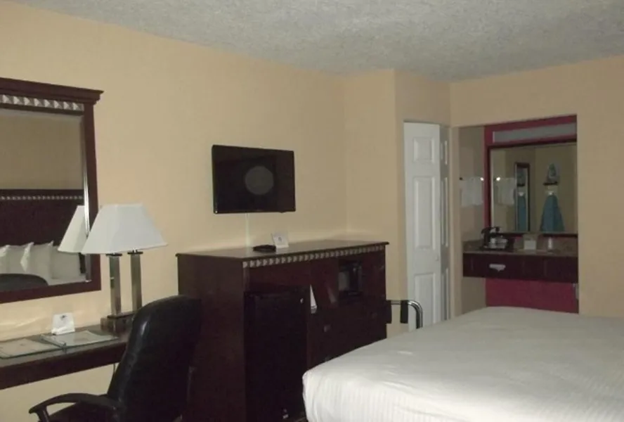 Days Inn Fort Lauderdale Airport North Cruise Port hotel detail image 6