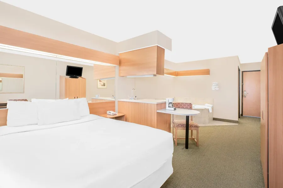 Microtel Inn & Suites by Wyndham Colfax/Newton hotel detail image 6