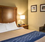 Quality Inn Akron South hotel detail image 3