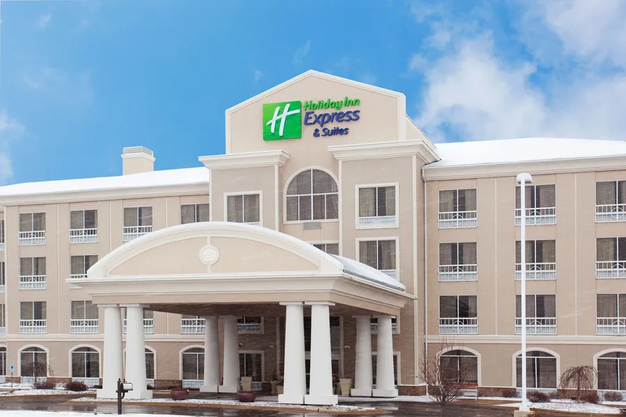 Holiday Inn Express Hotel & Suites Rockford-Loves Park by IHG hotel detail image 2