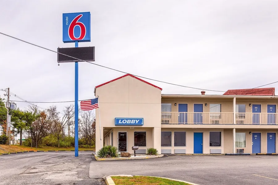 Motel 6 Mount Vernon, IL hotel detail image 2