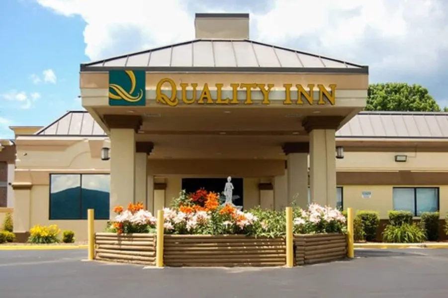 Quality Inn Mill Hall - Lamar hotel detail image 2