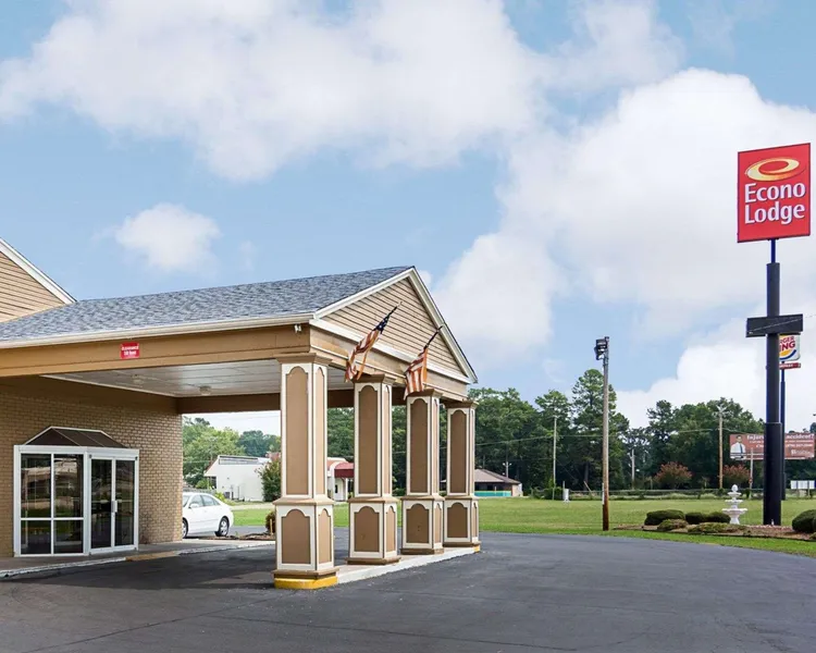 Econo Lodge Pine Bluff hotel detail image 2