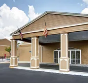 Econo Lodge Pine Bluff hotel detail image 5