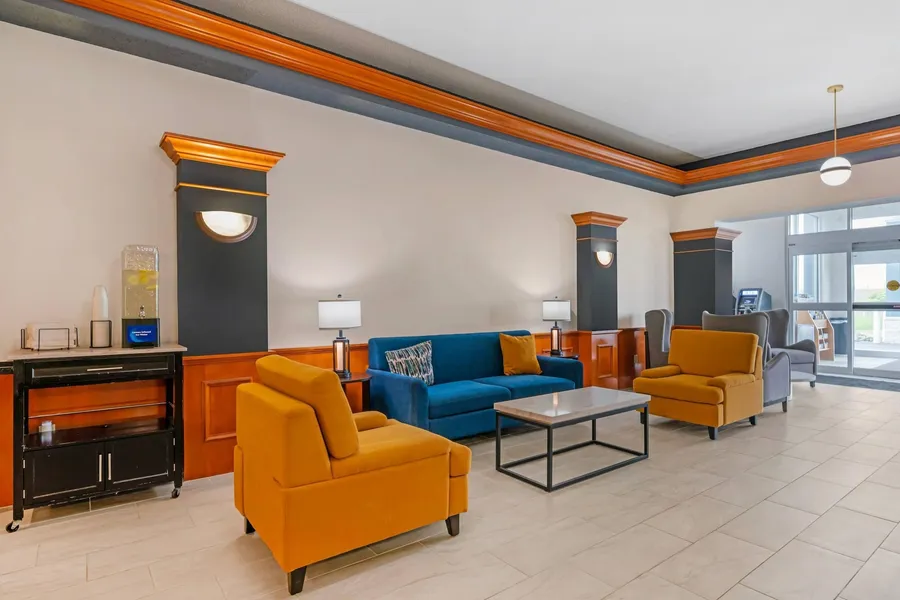 Comfort Inn & Suites Sheboygan I-43 hotel detail image 6