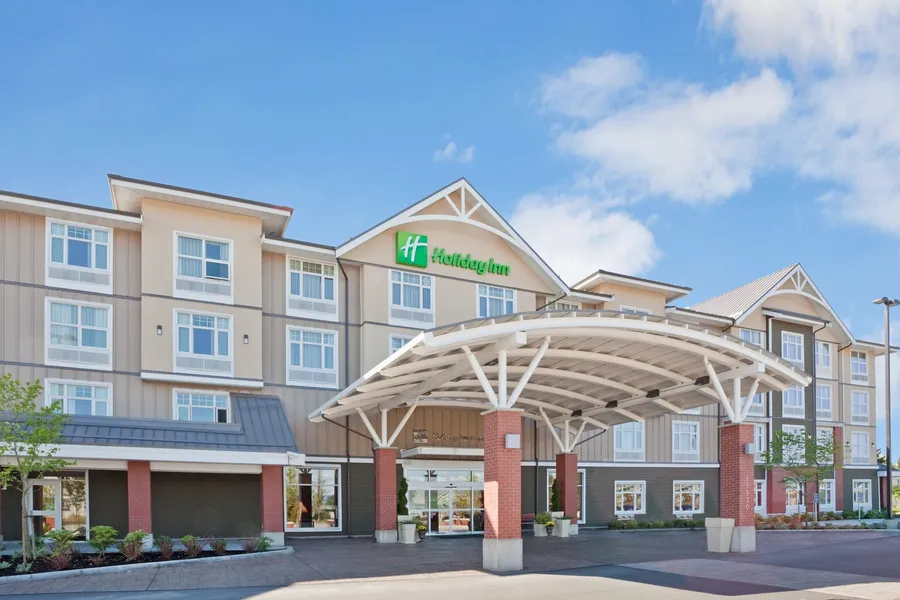 Holiday Inn Hotel & Suites Surrey East Cloverdale by IHG hotel detail image 2